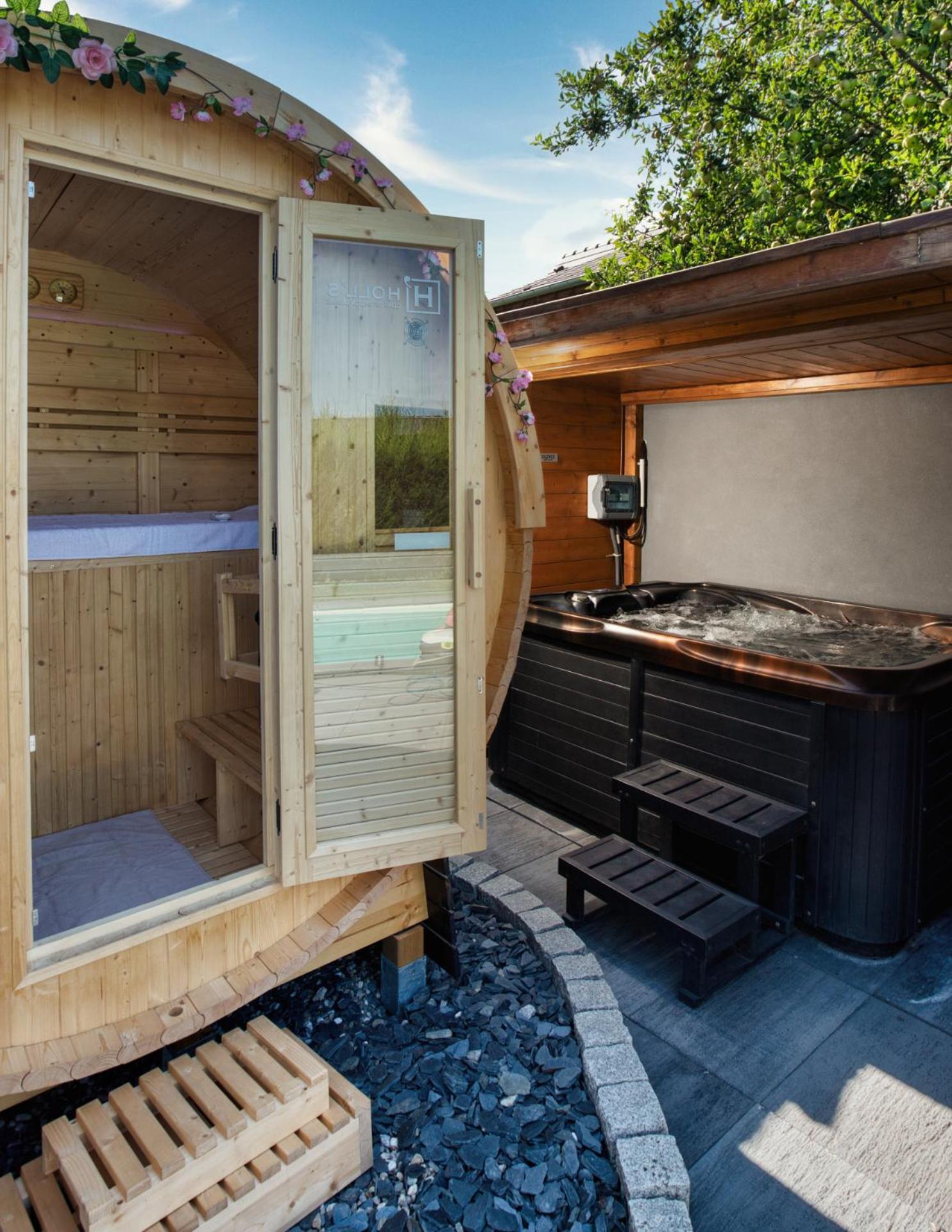 Gites Spa Strasbourg - Studio Romantique, Jacuzzi, Sauna, Terrasse Privee Furdenheim Dış mekan fotoğraf