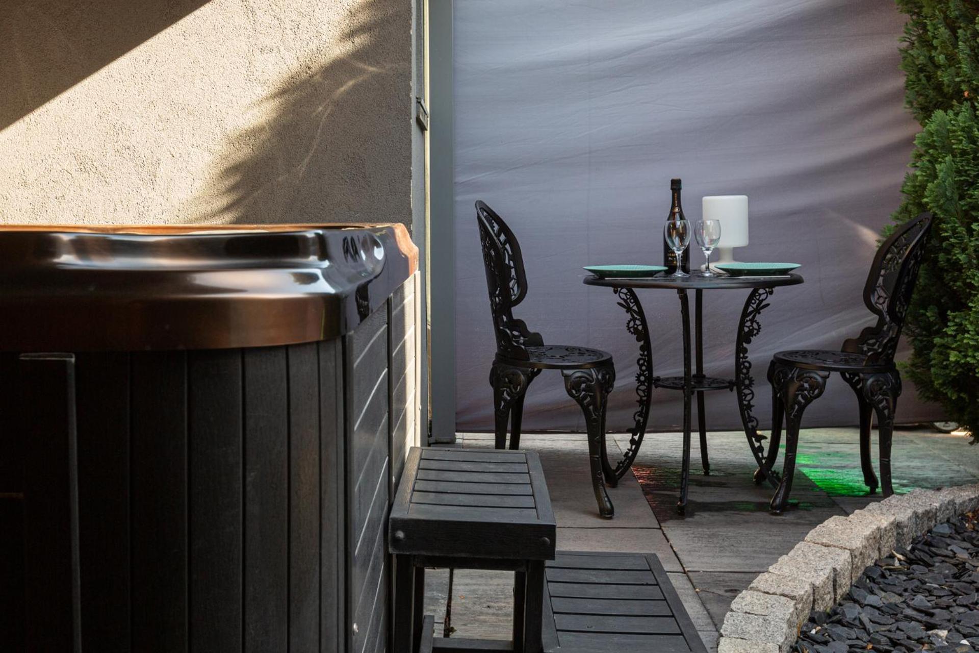 Gites Spa Strasbourg - Studio Romantique, Jacuzzi, Sauna, Terrasse Privee Furdenheim Dış mekan fotoğraf
