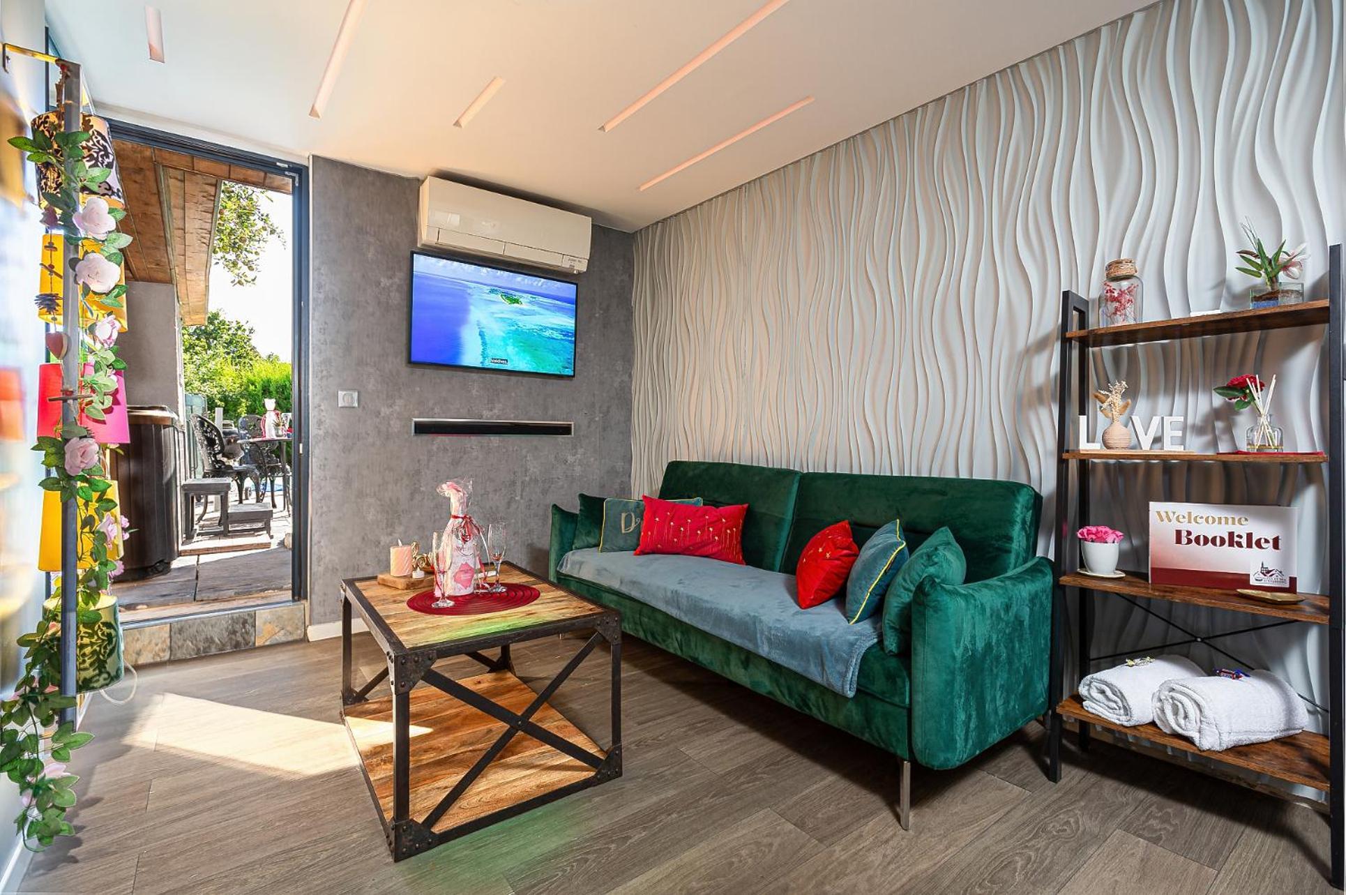 Gites Spa Strasbourg - Studio Romantique, Jacuzzi, Sauna, Terrasse Privee Furdenheim Dış mekan fotoğraf
